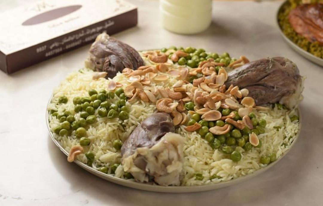 وجبة-رز-بالبازلاء-مع-لحمة
