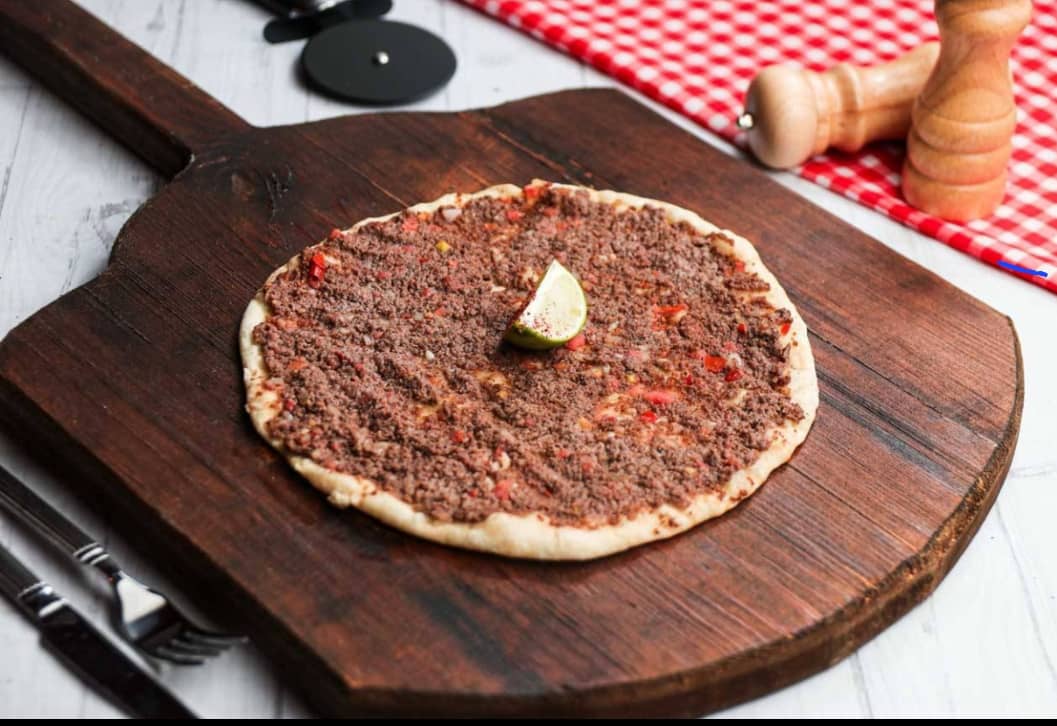 صفيحة-بالبندورة