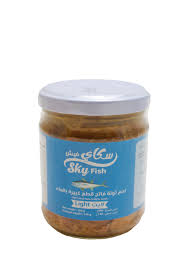 تونا سمك فيلي بالماء