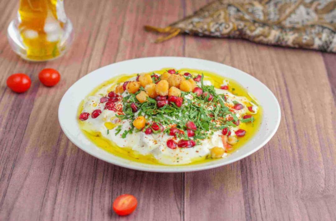 حمص باللبن ( شخصين)