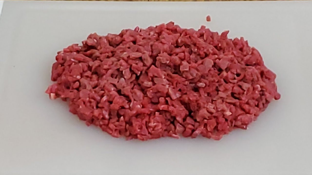 لحمة عجل مجروشة ( 1/2 كغ )