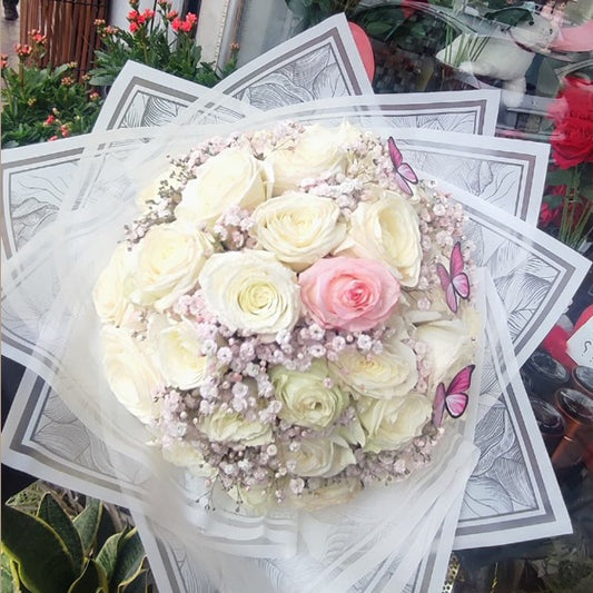 بوكيه ورد أبيض