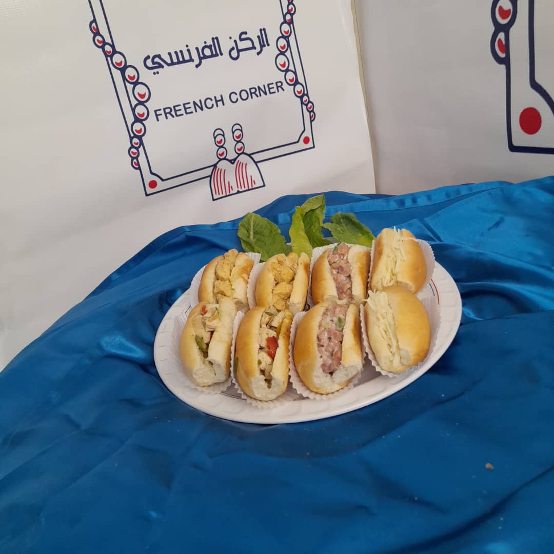 سندويشة مرتديلا وخضار