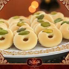 غريبة-كبيرة