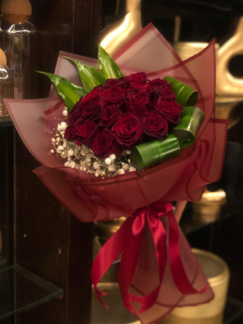 بوكيه جوري أحمر