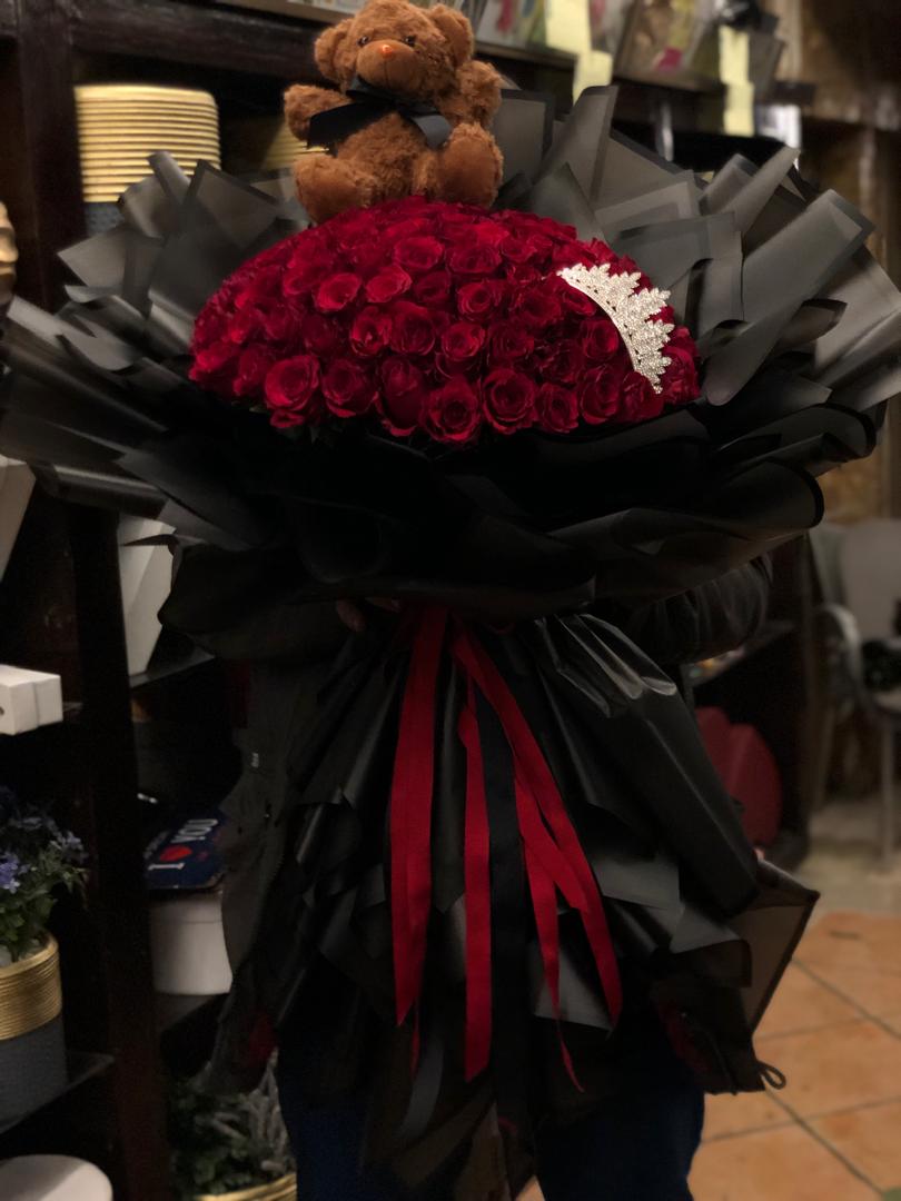 بوكيه جوري أحمر & دبدوب صغير