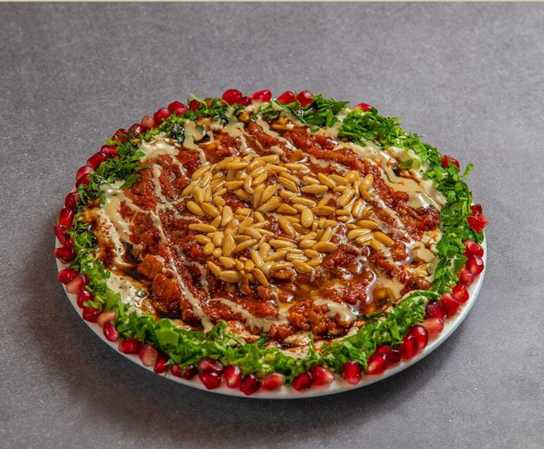 صحن-باطرش-مع-صنوبر-صغير