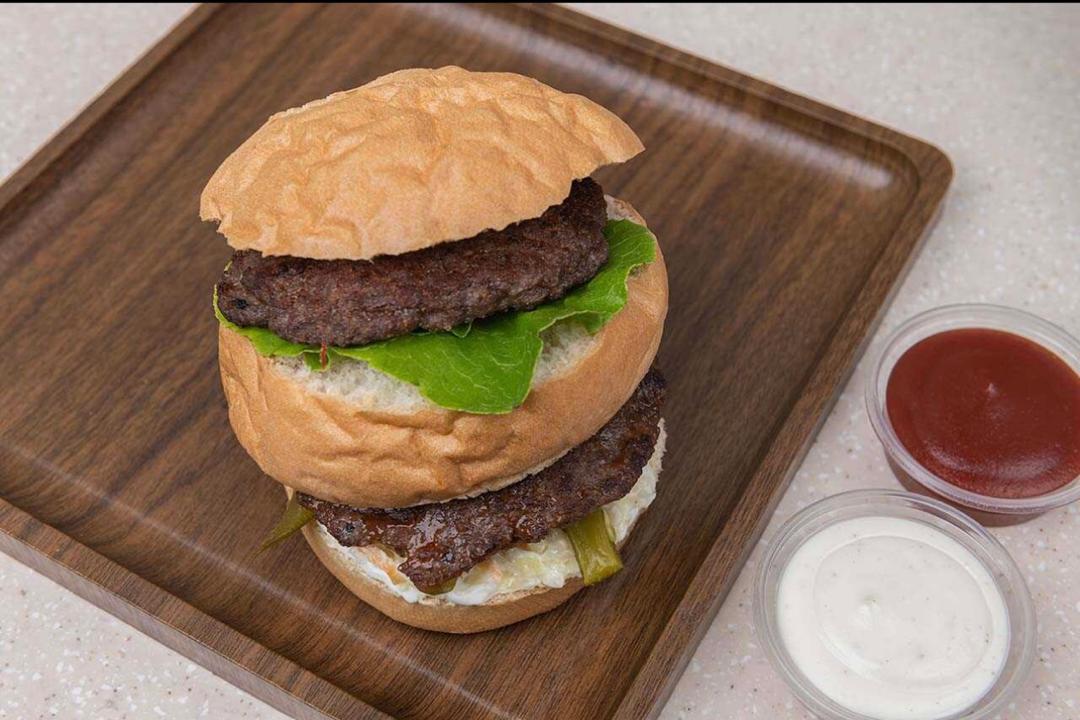 بيغ ماك لحم