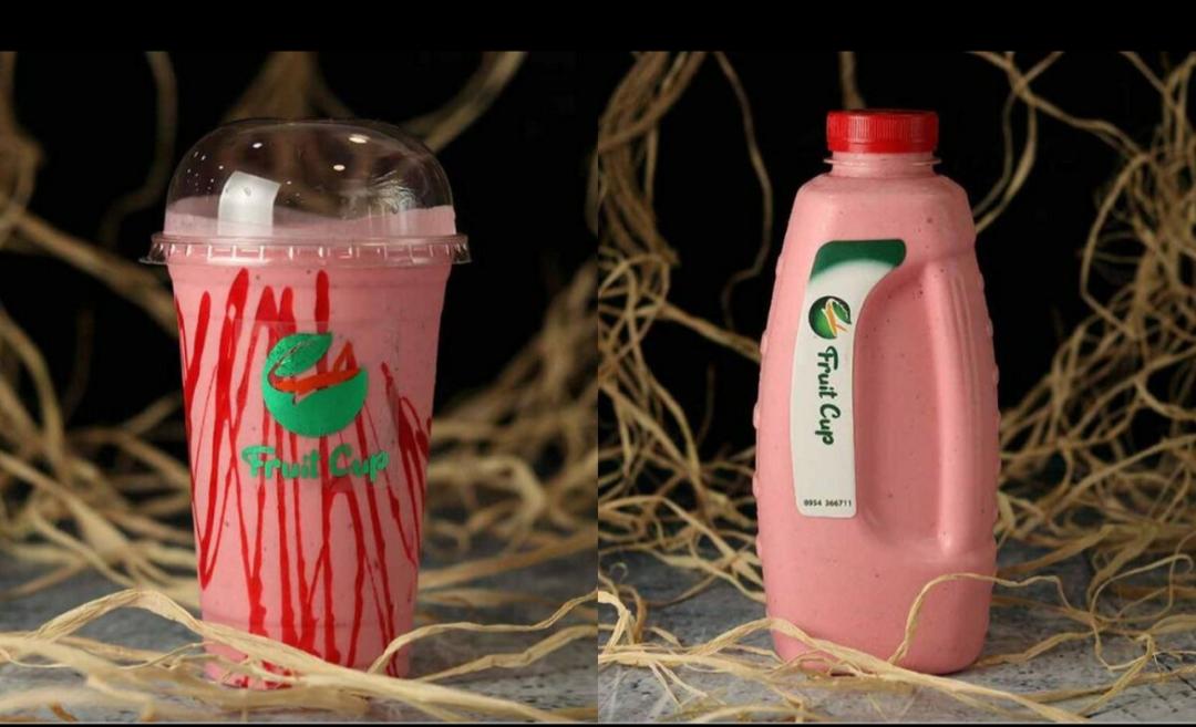 موز وحليب  وفريز