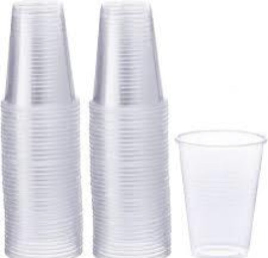 كاسات بلاستيك صغيرة