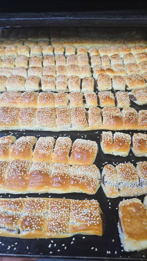 خبز بحليب بعجوة نص كيلو