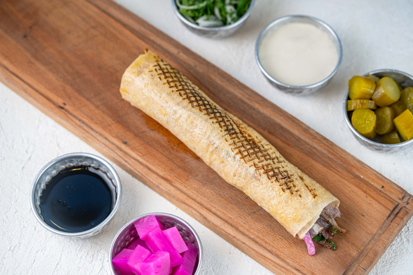 سندويشة شاورما لحمة غنم ( وسط)