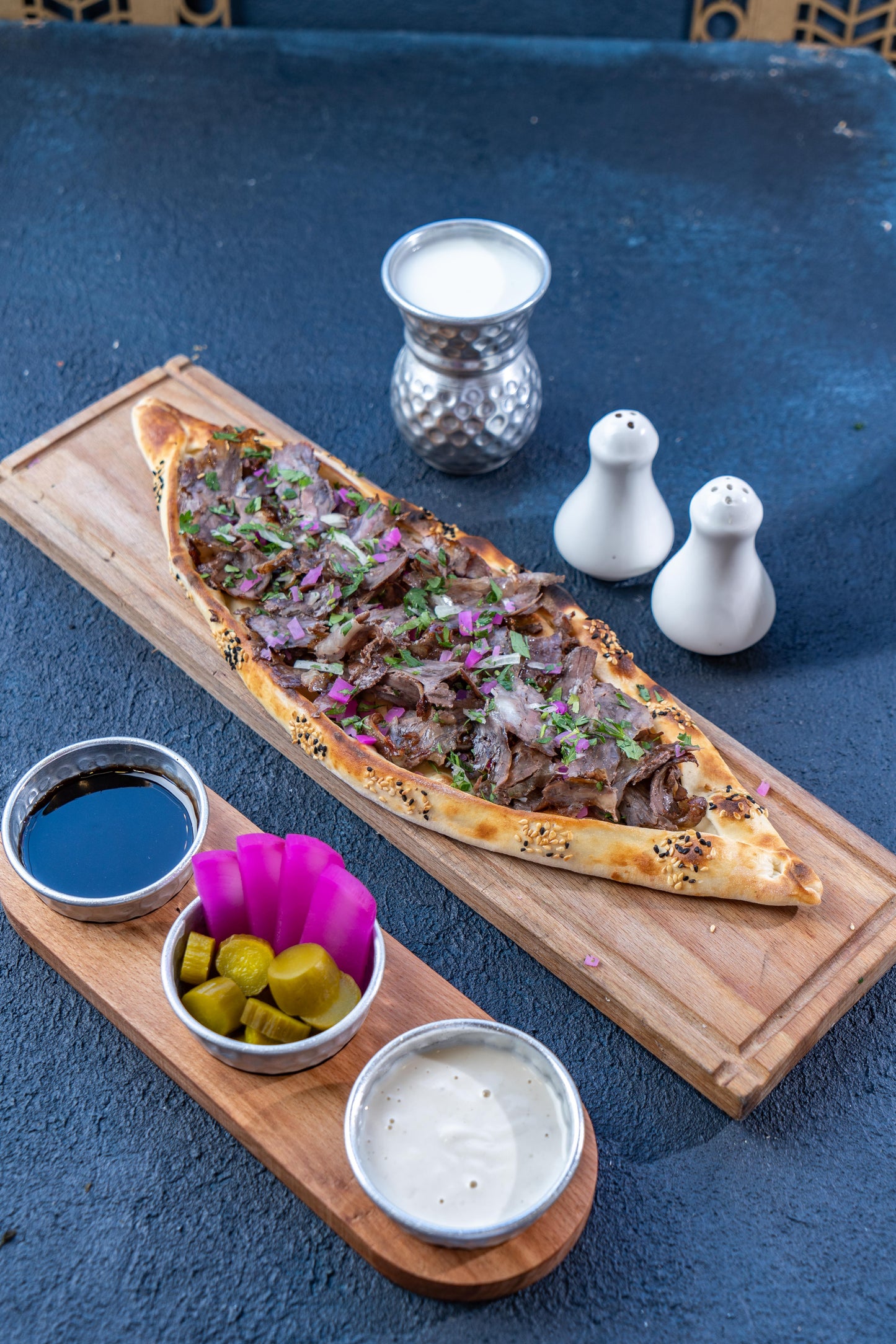 بيدا شاورما لحم